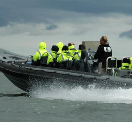 Поездка на RIB катере на остров Аэгна