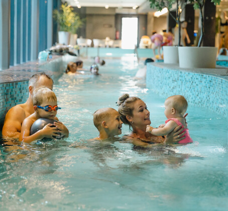 Семейное посещение водного центра Kalev SPA