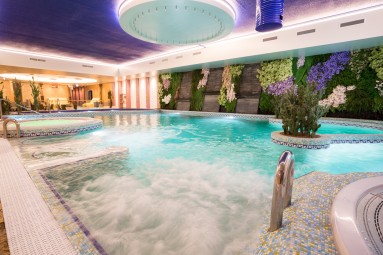 SPA18+ majutuspakett kahele Tallinn Viimsi SPA hotellis