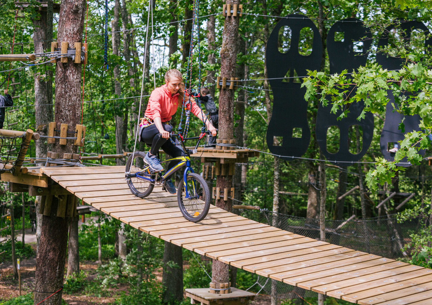 Põnev seiklusrada täiskasvanule Valgeranna seikluspargis