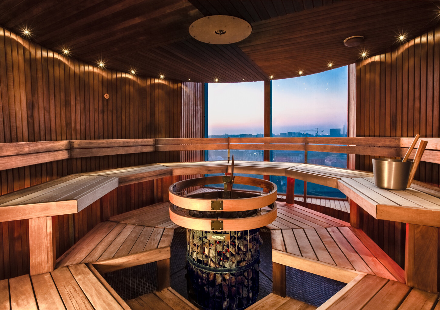 Kordumatu vaade linnale! Eksklusiivse päevaspaa külastus