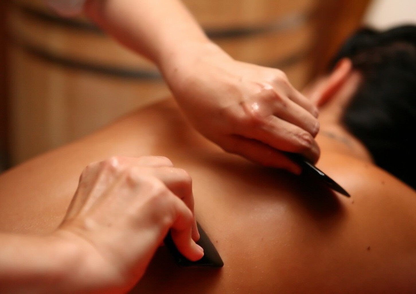 Hiina  gua sha teraapia kogu kehale