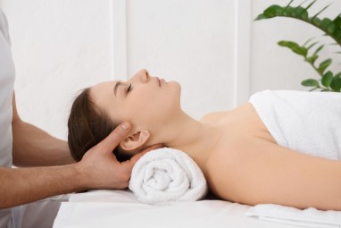 Pea-, kaela- ning õlavöötmemassaaž - Siluett #2