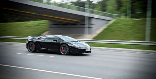 VIP! Tunneta Lamborghini Gallardo võimsust maanteel  #4