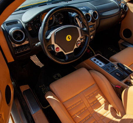 VIP! Tunneta Ferrari F430 võimsust maanteel