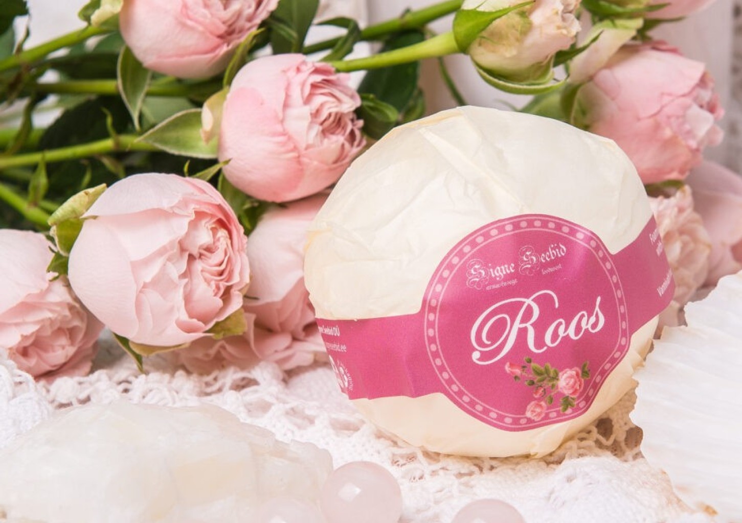 Signe Seebid roosiõie käte- ja küüntehooldus