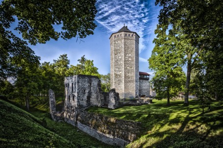 Озорное путешествие в историю Эстонии с гастрономическими впечатлениями от еды и напитков 