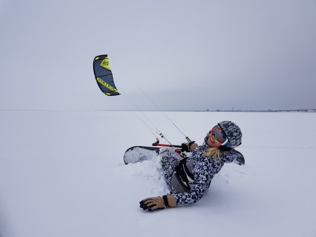 Учимся в Пярну сноукайтингу в разных местах Эстонии