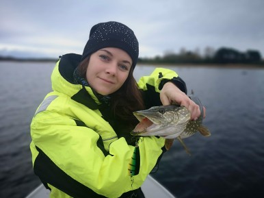 Kahekesi Pärnu jõele kalale