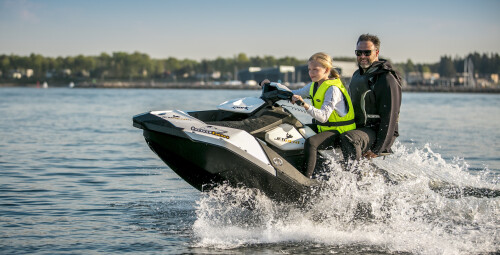 Покатиться на гидроцикле и прогуляться в лодке по Таллиннскому заливу #1
