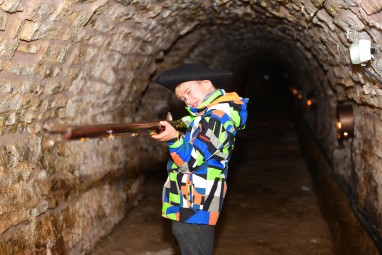 Прогулка через века по подземным ходам Нарвского бастиона Виктория #5