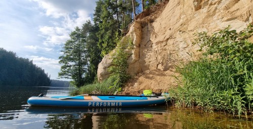 Поход на каноэ или байдарках вдвоем по живописной реке Ахья