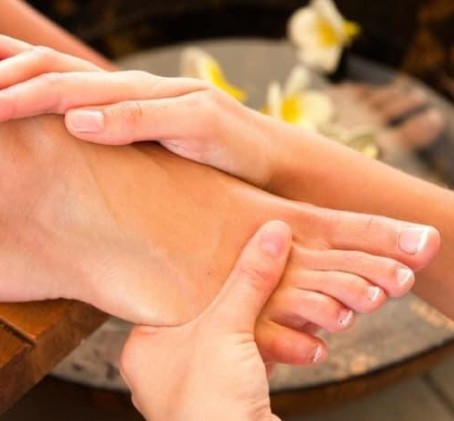 Процедура для ног Courtin Spa с гель-лаком