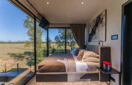 Puhkus Kabuna Luxury Resort privaatses minivillas Hiiumaal