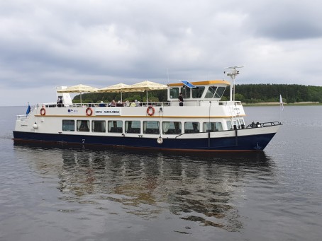 Laevasõit Narva jõelaeval Caroline