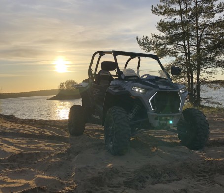 Крутое приключение на UTV в Мяннику