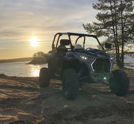 Крутое приключение на UTV в Мяннику