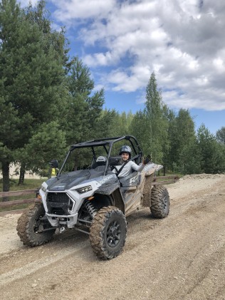 Трехчасовое приключение на UTV в Мяннику