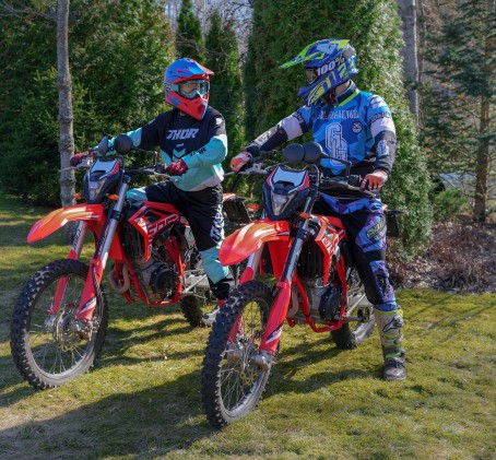 Поездка на мотоциклах enduro для двоих
