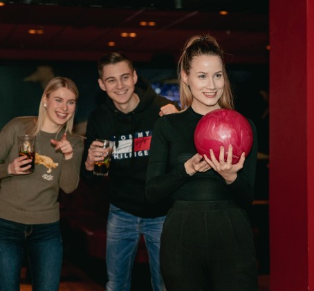 Bowlingumäng kuuele koos snäkkidega Kristiine O’Learyses