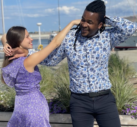 Privaatne tantsutund kahele Kuubalt pärit õpetajaga