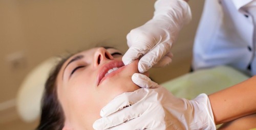 Sügav kosmeetiline näomassaaž Estelle Ilustuudios Tabasalus #1