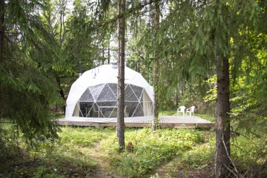 Majutuspakett kuppeltelgis, saun ja joogid, Bubble House Sauel #5