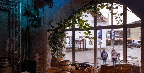 Õhtusöök koos pudeli veiniga restoranis Beer Garden kahele #4