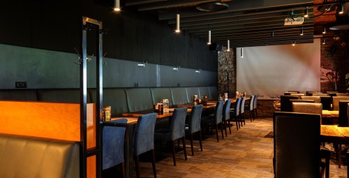 Õhtusöök koos pudeli veiniga restoranis Beer Garden kahele #7