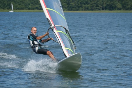 Purjelaua koolitus Surfys