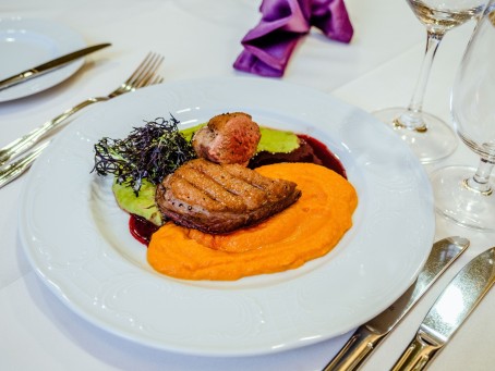 Õhtusöök ühele restoranis Scheeli