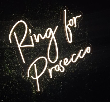 Elav Ring for Prosecco sein sinu üritusele - 100 € kinkekaart