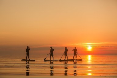 Päikeseloojangu SUP matk Surfy surfikoolis kahele, Haven Kakumäe aerusurf #4