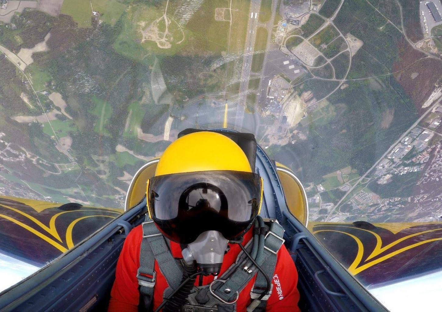 Lend ründelennukiga L-39 (30 min)