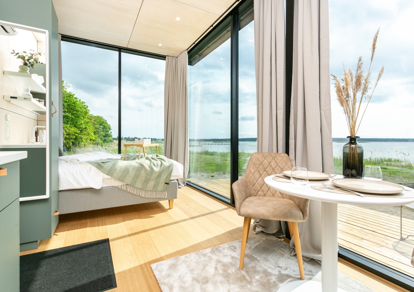 Необычный отдых на берегу моря в Хаапсалу | Вс-Чт