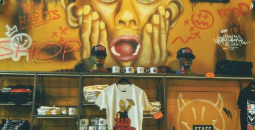 Maitseelamus restoranis Bad Habits #17