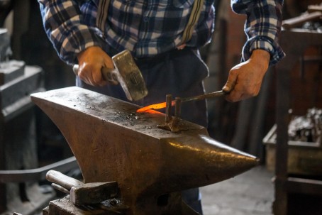 Кузнечное ремесло для начинающих – Создай что-нибудь своими руками!