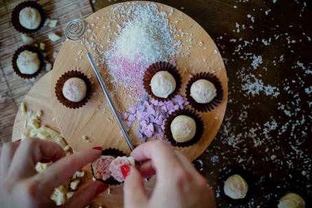 Šokolaaditrühvlite valmistamise töötuba kahele