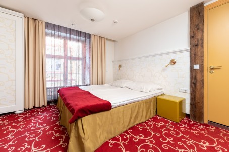 Majutus kahele Meriton Old Town Garden Hotelli Standard toas