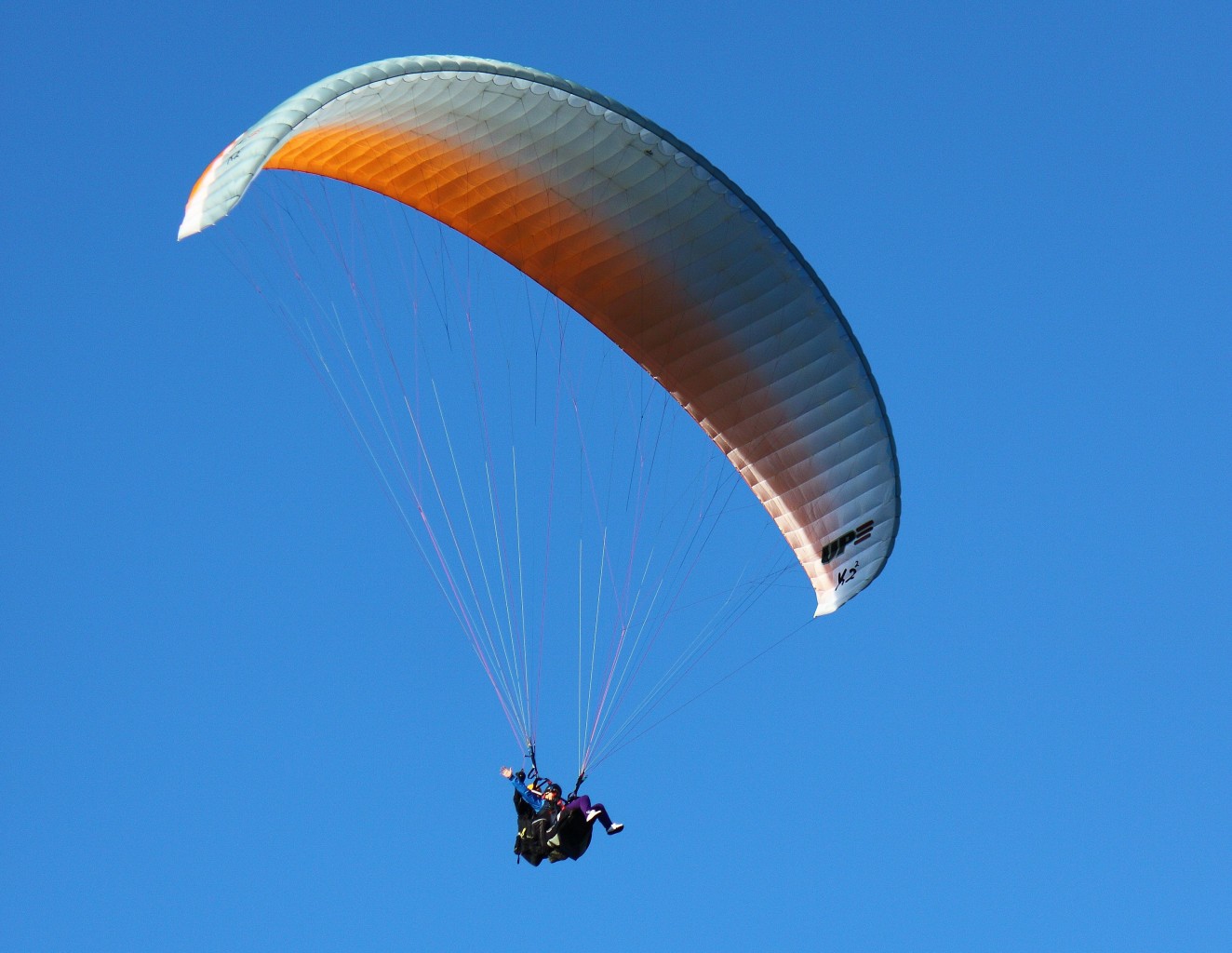 Adrenaliinirohke lend paraplaanil + video